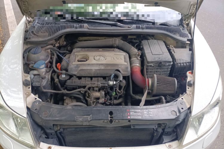 Used Skoda Octavia 2010 2.0 TSI RS Engine Bay