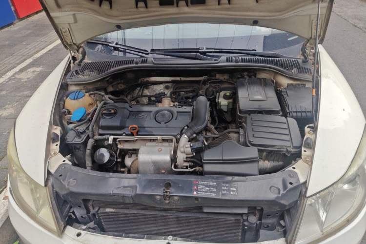 Used Skoda Octavia 2010 1.4TSI DSG Yijun Edition Engine Bay