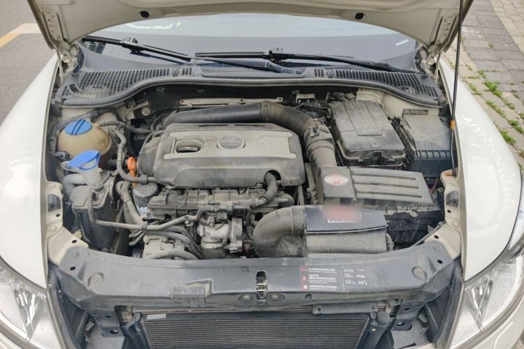 Used Skoda Octavia 2010 2.0 TSI RS Engine Bay