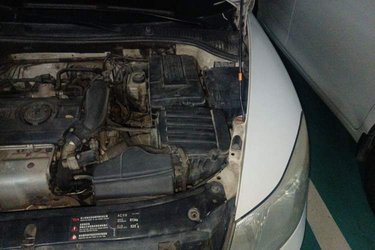 Used Skoda Octavia 2010 1.4TSI GreenLine Engine Bay Left
