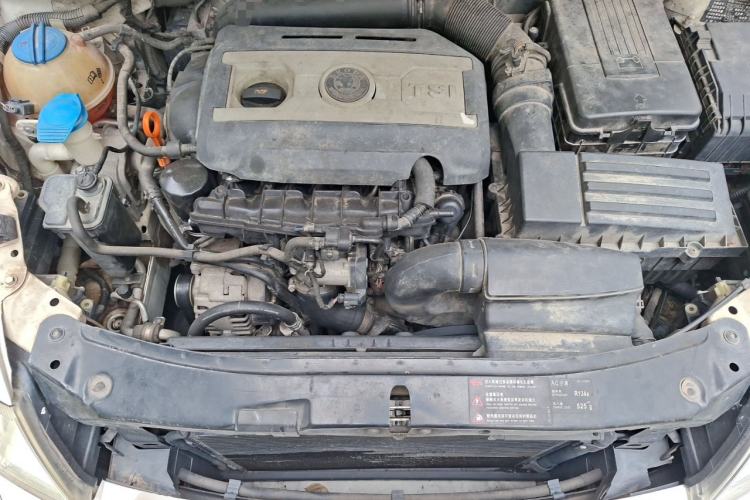 Used Skoda Octavia 2010 2.0 TSI RS Engine Bay