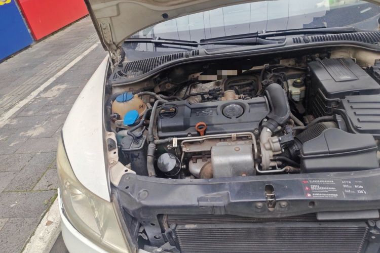 Used Skoda Octavia 2010 1.4TSI DSG Yijun Edition Engine Bay Right
