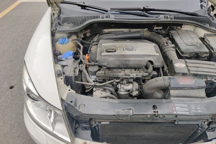 Used Skoda Octavia 2010 2.0 TSI RS Engine Bay Right