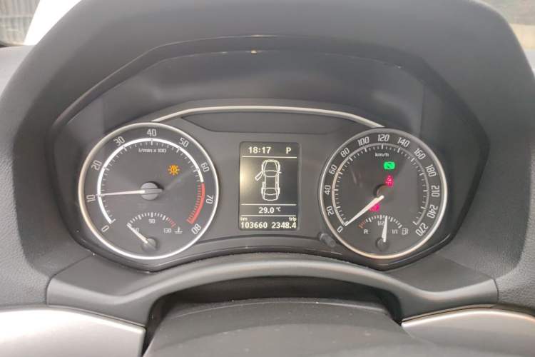 Used Skoda Octavia 2010 2.0 TSI RS Instrument Cluster
