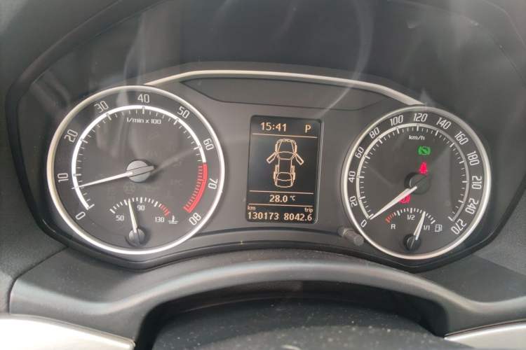 Used Skoda Octavia 2010 2.0 TSI RS Instrument Cluster