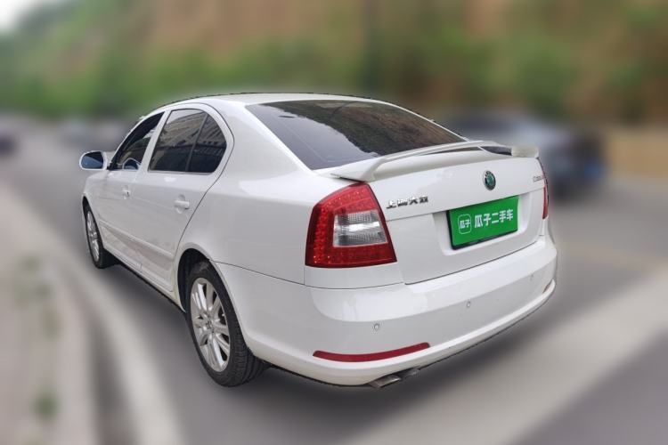 Used Skoda Octavia 2010 2.0 TSI RS Rear Left 45 Deg