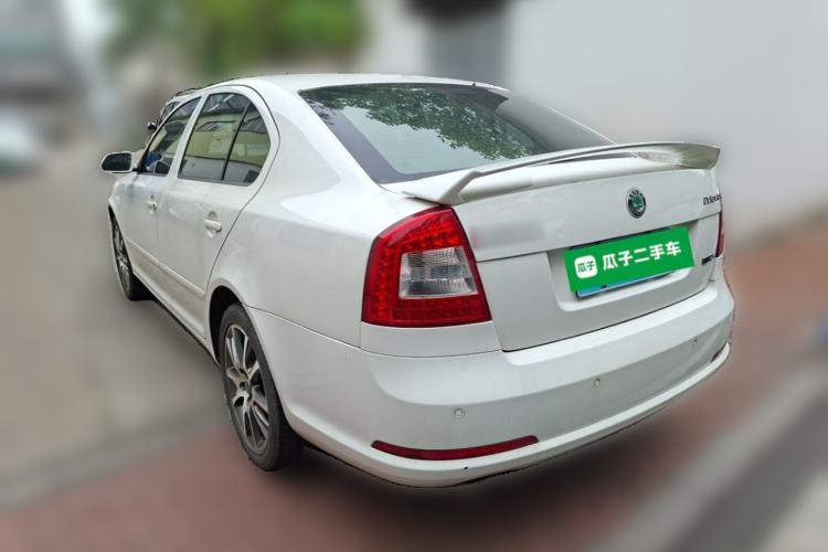 Used Skoda Octavia 2010 2.0 TSI RS Rear Left 45 Deg