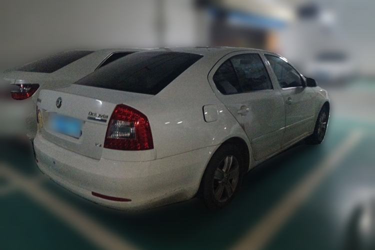 Used Skoda Octavia 2010 1.4TSI GreenLine Rear Right 45 Deg
