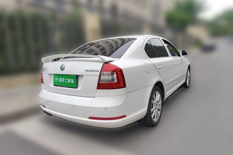 Used Skoda Octavia 2010 2.0 TSI RS Rear Right 45 Deg
