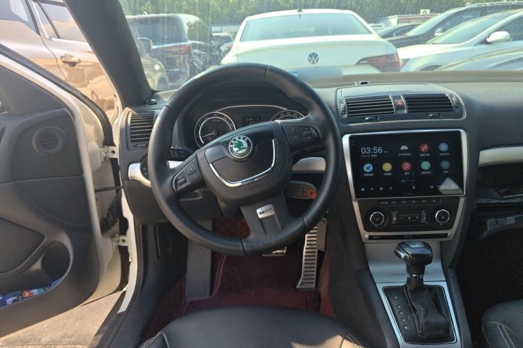 Used Skoda Octavia 2010 2.0L Automatic Yijun Edition Steering Wheel