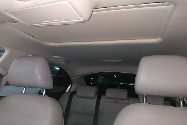 Used Skoda Octavia 2010 1.4TSI DSG Yijun Edition Headliner