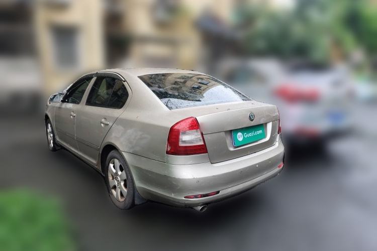 Used Skoda Octavia 2010 1.6L Automatic Yijun Edition Rear Left 45 Deg
