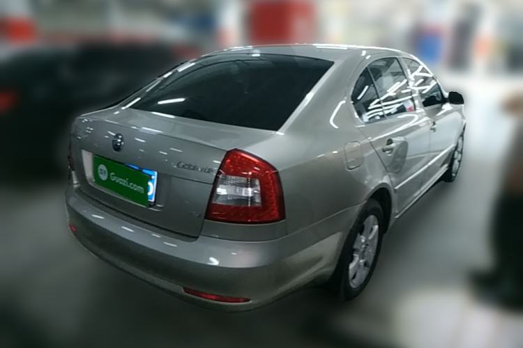Used Skoda Octavia 2010 1.4TSI DSG Yijun Edition Rear Right 45 Deg