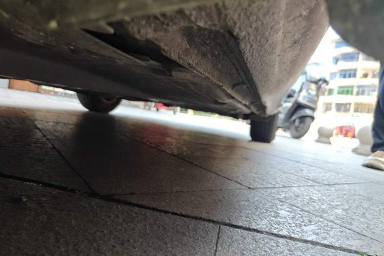 Used Skoda Octavia 2012 1.6L Manual Yijun Edition Chassis Front Left