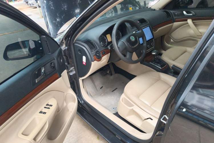Used Skoda Octavia 2012 1.4TSI DSG Yijun Edition Driver Seat