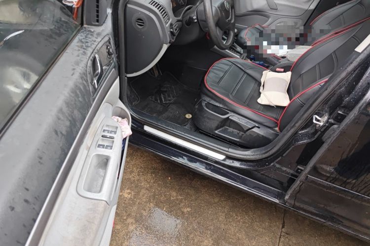 Used Skoda Octavia 2012 1.6L Automatic Yijie Edition Driver Seat