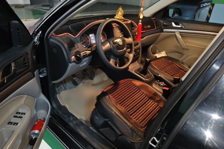 Used Skoda Octavia 2012 1.6L Manual Eado Edition Driver Seat