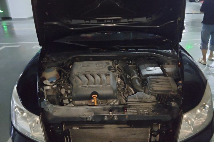Used Skoda Octavia 2012 2.0L Automatic Yijie Version Engine Bay