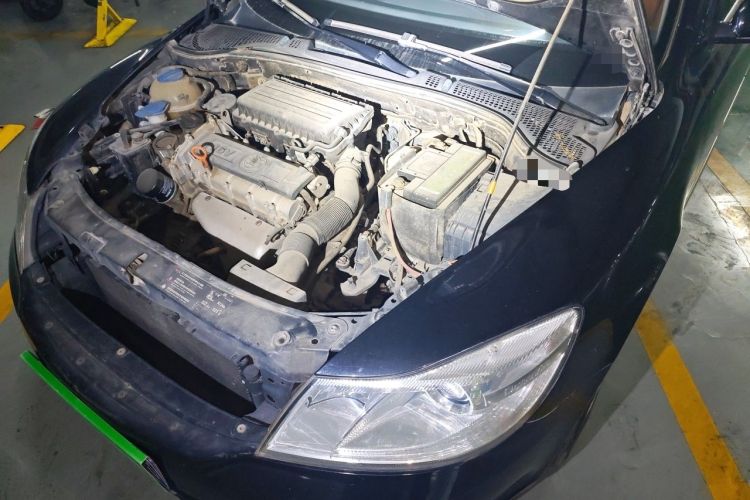 Used Skoda Octavia 2012 1.6L Manual Yijun Edition Engine Bay Left