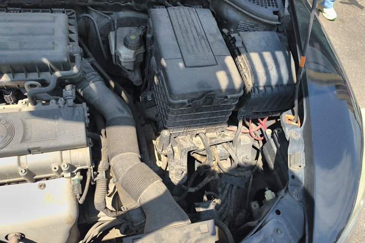 Used Skoda Octavia 2012 1.6L Automatic Yijie Edition Engine Bay Left