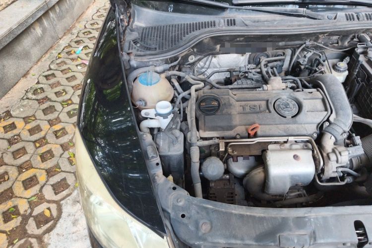Used Skoda Octavia 2012 1.4TSI DSG Yijun Edition Engine Bay Right