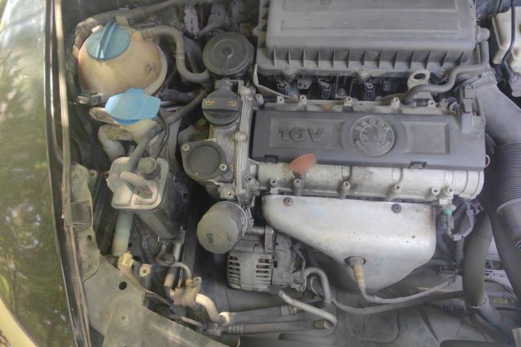 Used Skoda Octavia 2012 1.6L Manual Eado Edition Engine Bay Right