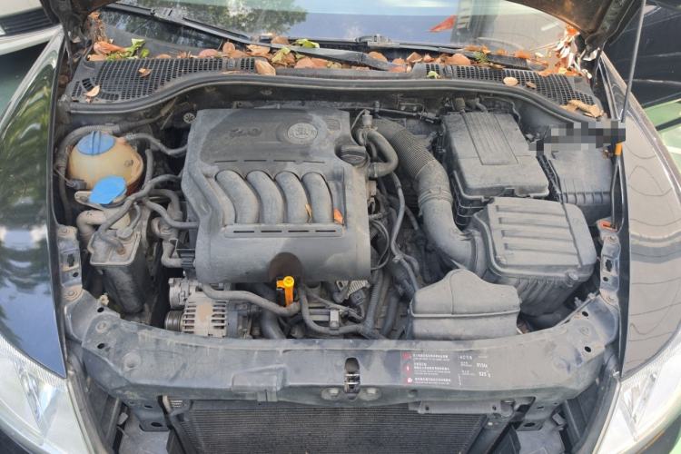 Used Skoda Octavia 2012 2.0L Automatic Yijie Version Engine Bay
