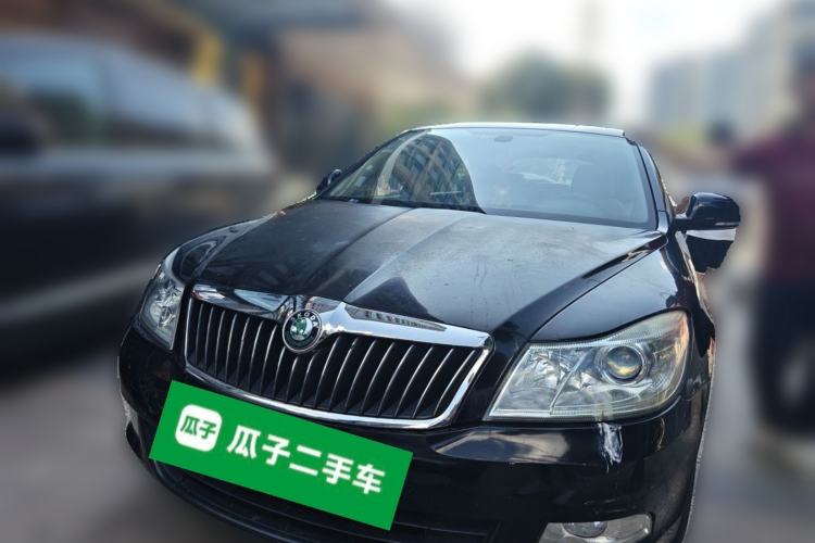 Used Skoda Octavia 2012 1.6L Manual Yijun Edition Front