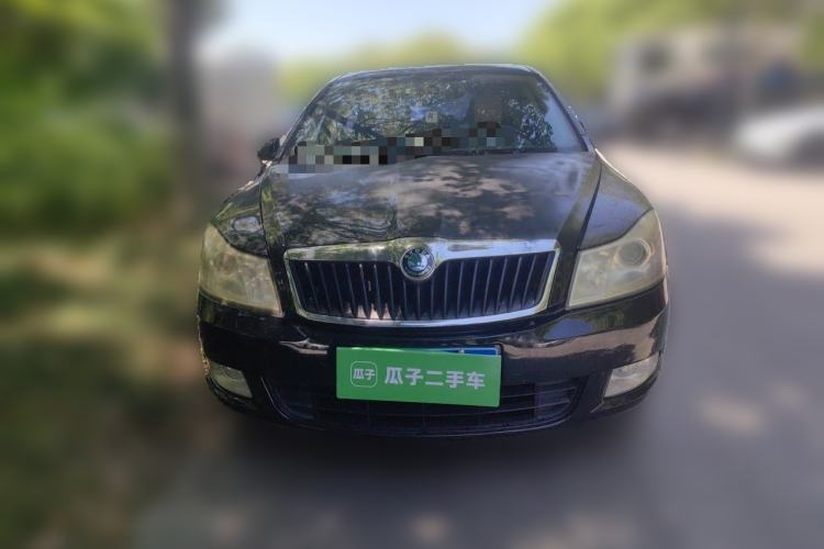 Used Skoda Octavia 2012 1.6L Manual Eado Edition Front