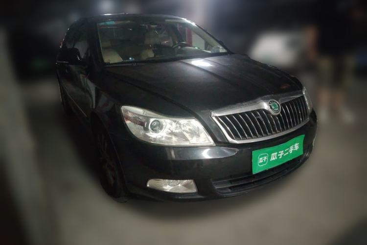 Used Skoda Octavia 2012 1.4TSI DSG Yijun Edition Front Right 45 Deg