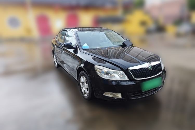 Used Skoda Octavia 2012 1.6L Automatic Yijie Edition Front Right 45 Deg
