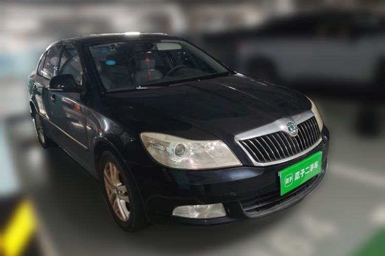 Used Skoda Octavia 2012 1.4TSI DSG Yijun Edition Front Right 45 Deg