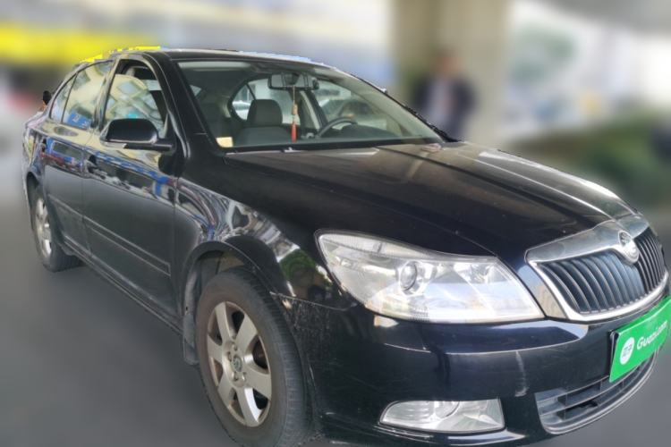 Used Skoda Octavia 2012 1.6L Automatic Yijie Edition Front Right 45 Deg