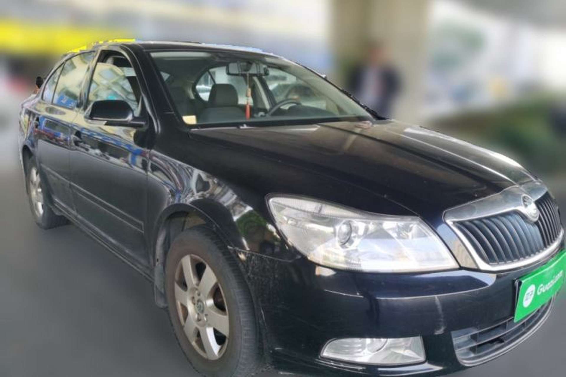 Used Skoda Octavia 2012 1.6L Automatic Yijie Edition Front Right 45 Deg