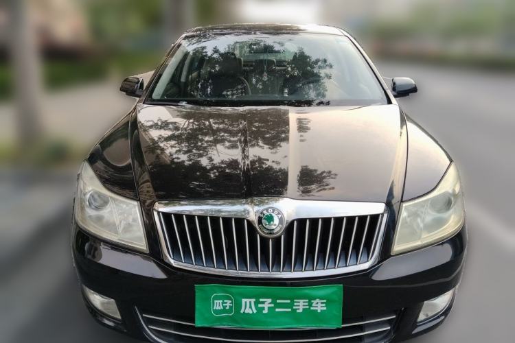 Used Skoda Octavia 2012 1.6L Automatic Yijie Edition Front