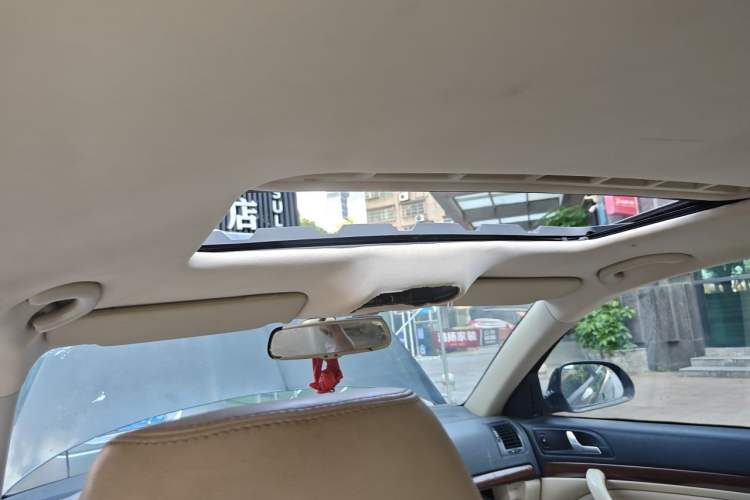 Used Skoda Octavia 2012 1.6L Manual Yijun Edition Headliner