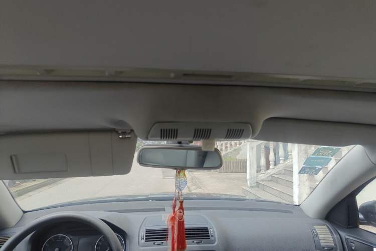 Used Skoda Octavia 2012 1.6L Manual Yijun Edition Headliner