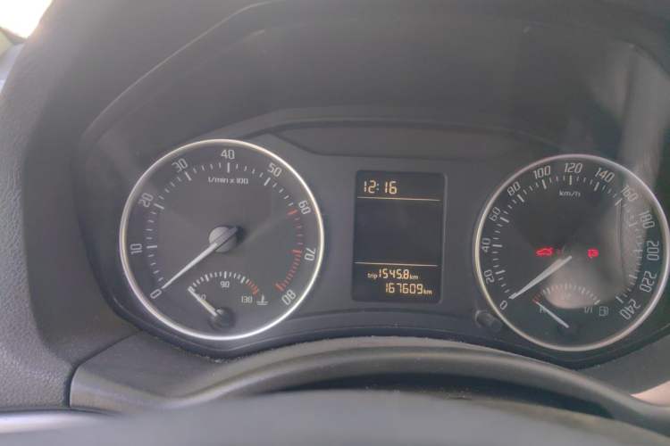 Used Skoda Octavia 2012 1.6L Manual Eado Edition Instrument Cluster