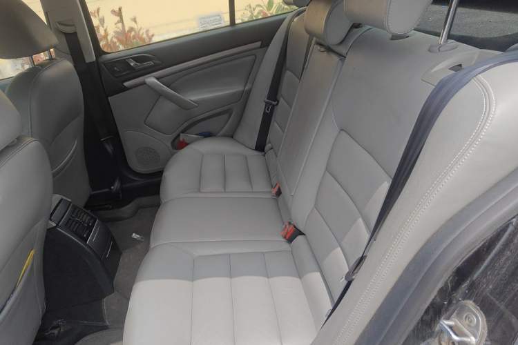 Used Skoda Octavia 2012 1.6L Manual Yijun Edition Left Rear Seat