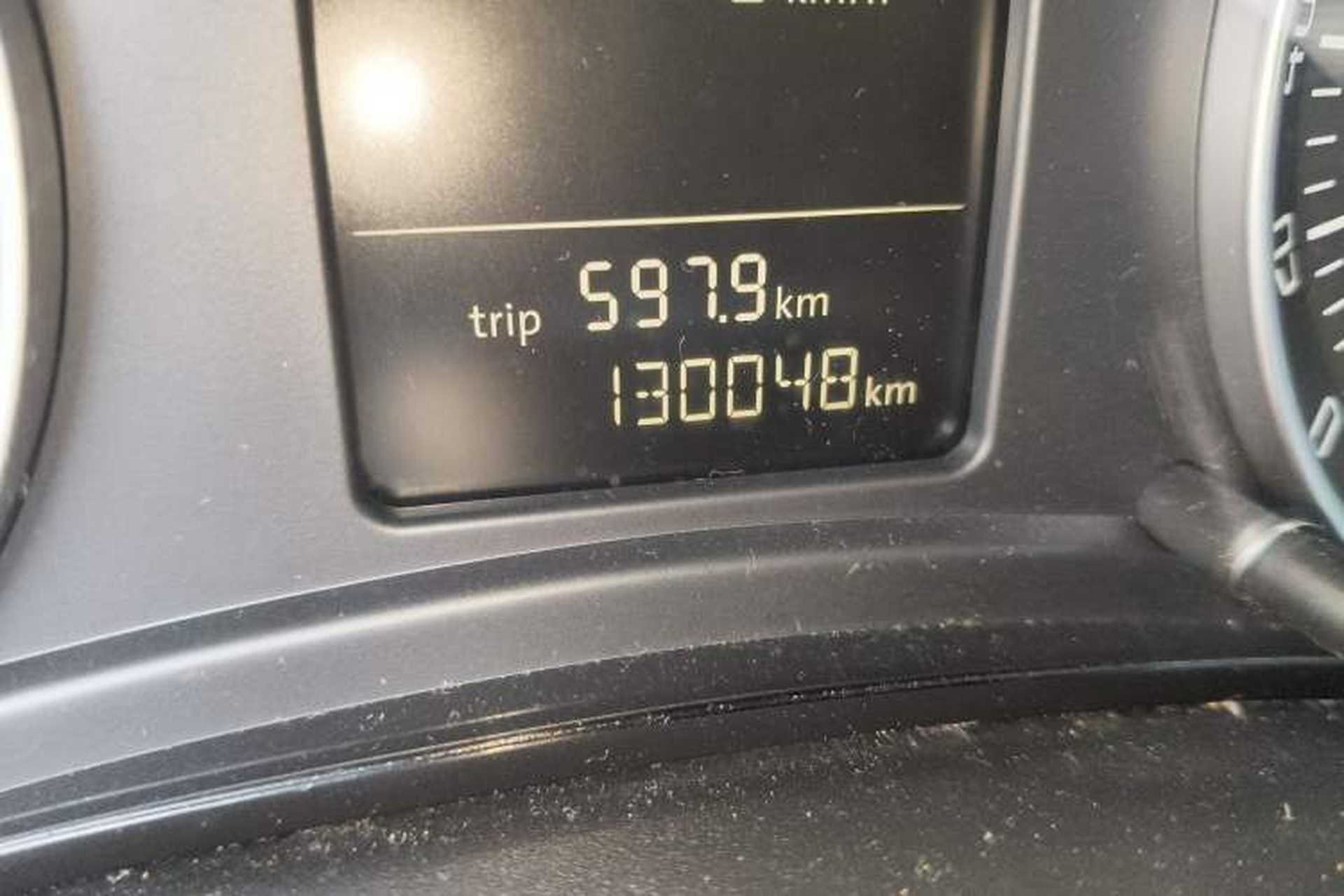 Used Skoda Octavia 2012 1.6L Automatic Yijun Edition Odometer Close Up