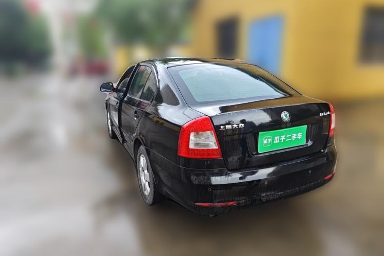 Used Skoda Octavia 2012 1.6L Automatic Yijie Edition Rear Left 45 Deg