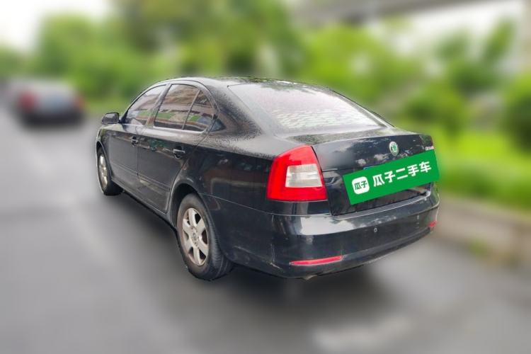 Used Skoda Octavia 2012 1.6L Automatic Yijie Edition Rear Left 45 Deg