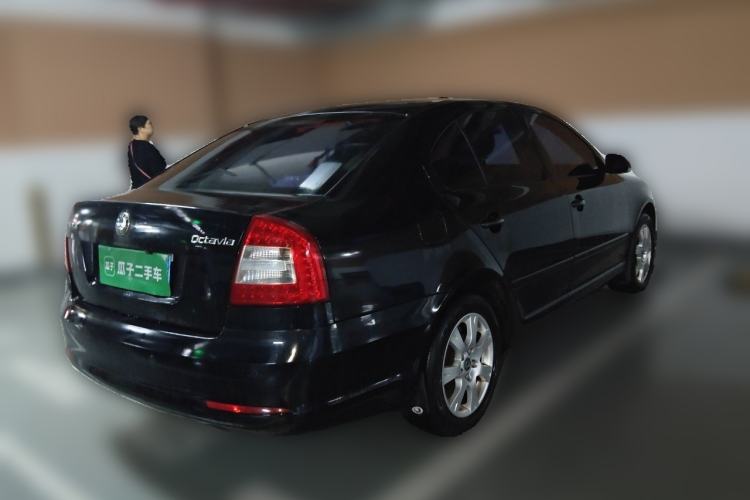 Used Skoda Octavia 2012 2.0L Automatic Yijie Version Rear Right 45 Deg