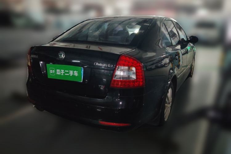 Used Skoda Octavia 2012 1.4TSI DSG Yijun Edition Rear Right 45 Deg