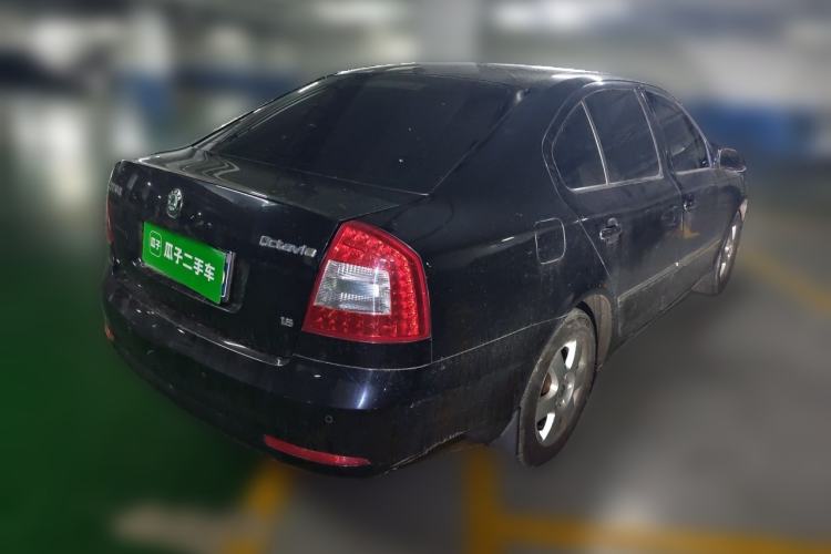 Used Skoda Octavia 2012 1.6L Manual Yijun Edition Rear Right 45 Deg