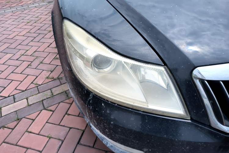 Used Skoda Octavia 2012 1.6L Automatic Yijun Edition Right Front Headlight