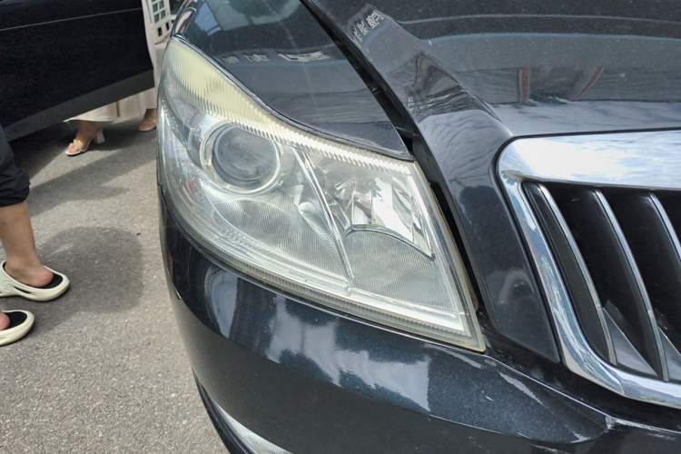 Used Skoda Octavia 2012 1.6L Automatic Yijie Edition Right Front Headlight