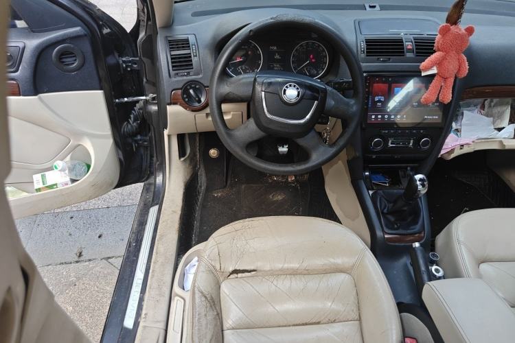 Used Skoda Octavia 2012 1.6L Manual Yijun Edition Steering Wheel