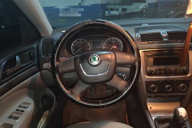 Used Skoda Octavia 2012 1.6L Manual Yijun Edition Steering Wheel