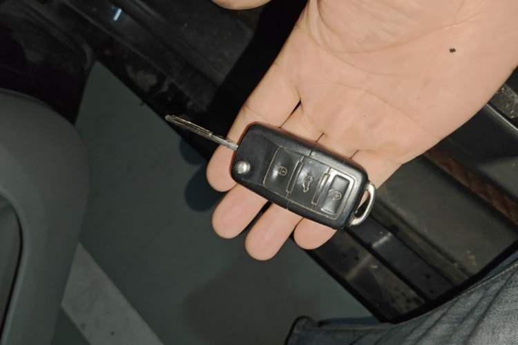 Used Skoda Octavia 2012 2.0L Automatic Yijie Version Vehicle Key